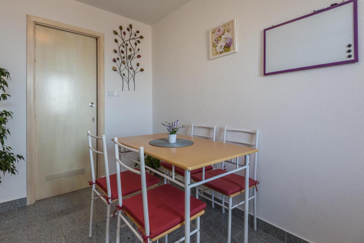 House Almissa Apartma